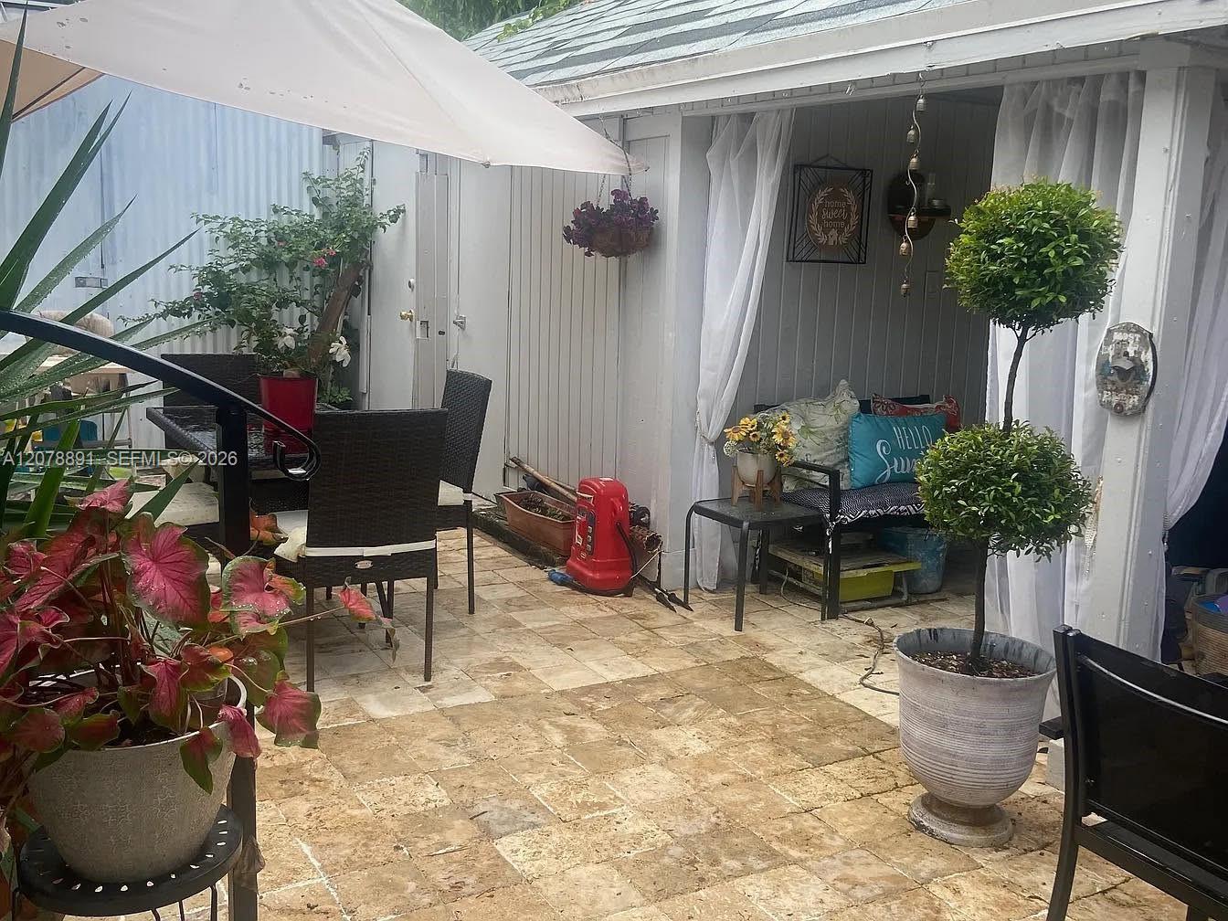 3674 NW 2nd St # 1, Miami FL 33125 photo 4