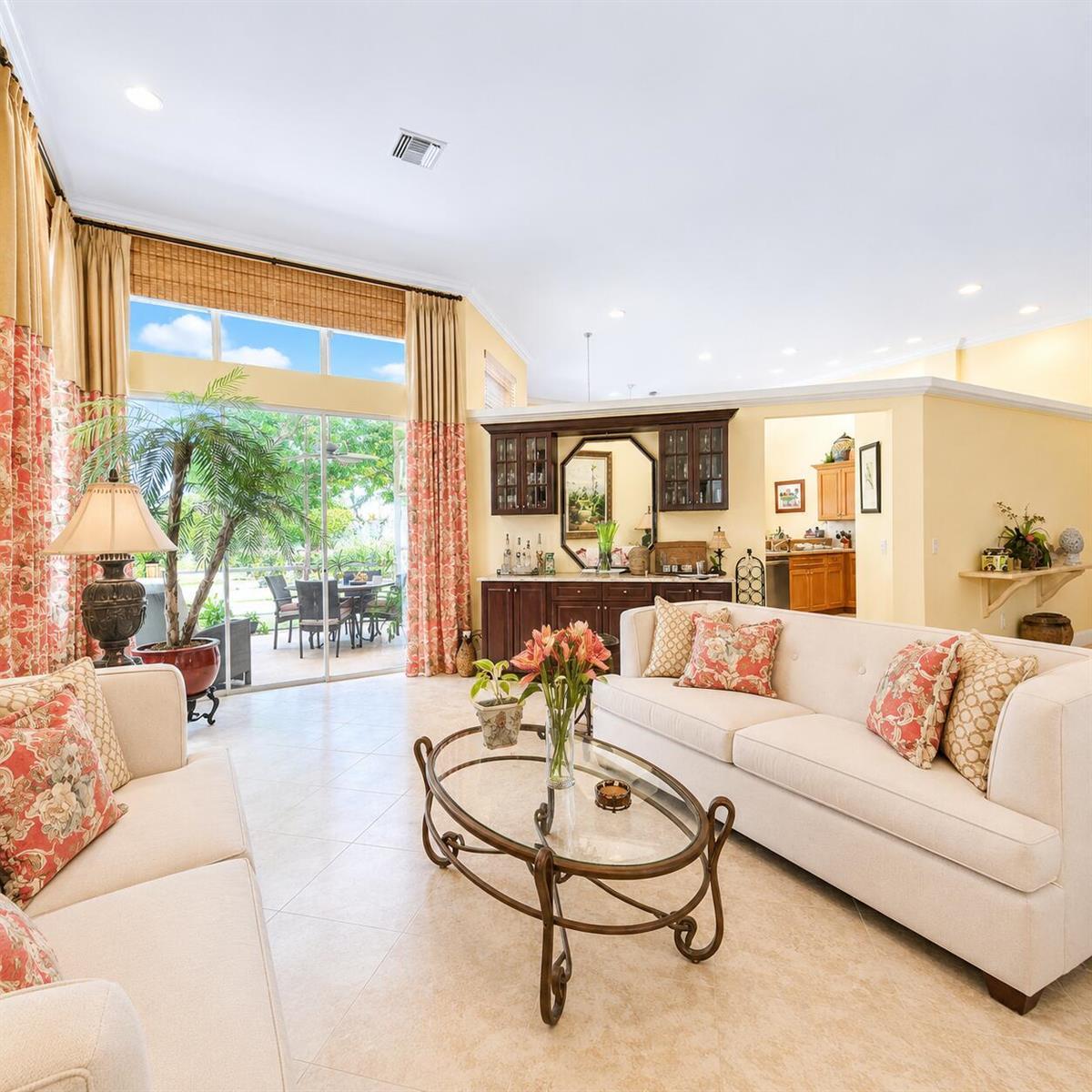 221 Green Point Circle, Palm Beach Gardens FL 33418 photo 4