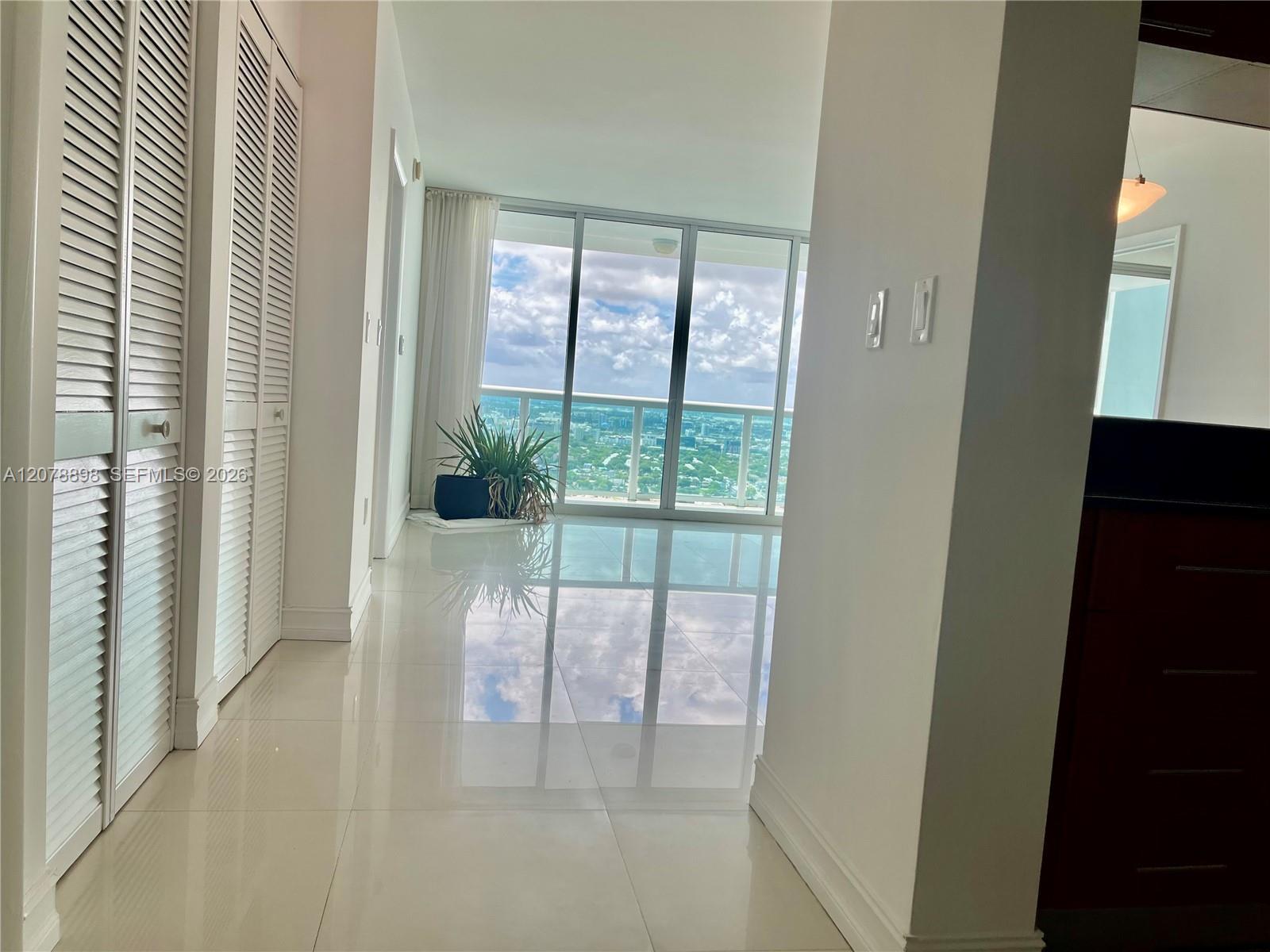 1800 N Bayshore Dr # 3710, Miami FL 33132 photo 3