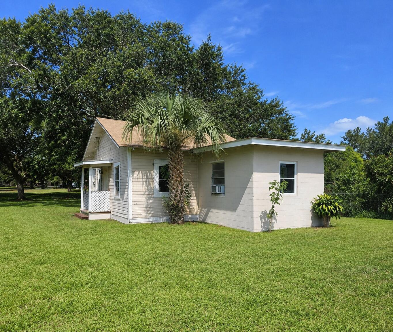 421 N 10th Street, Fort Pierce FL 34950