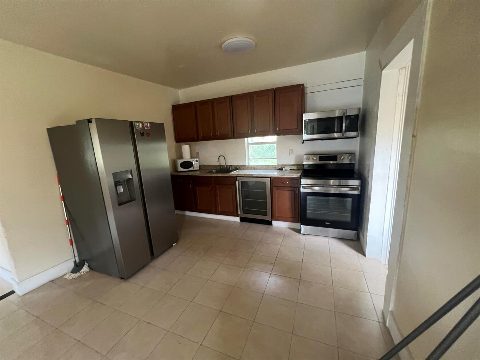 421 N 10th Street, Fort Pierce FL 34950 photo 5