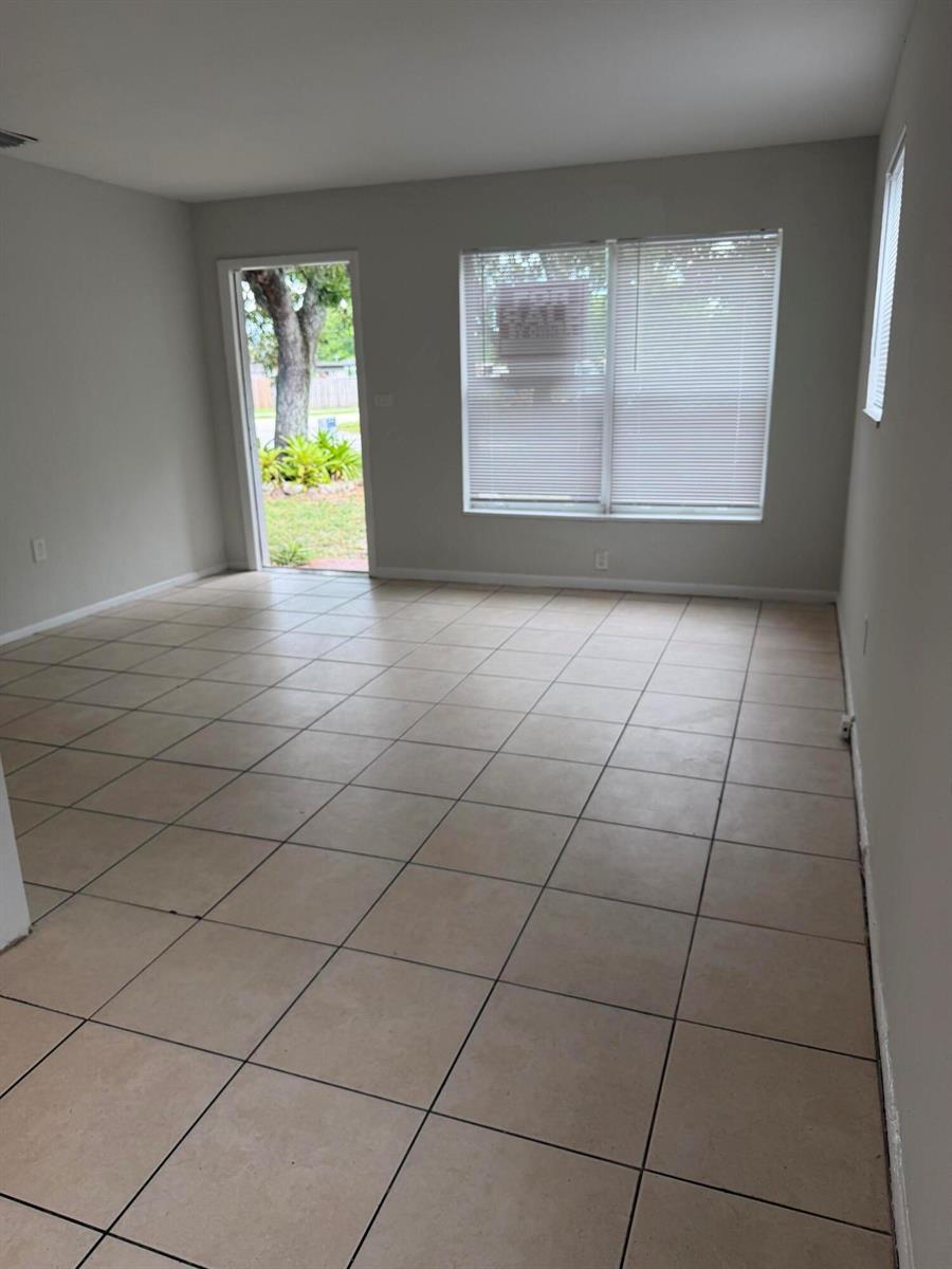 1501 N 70th Way, Hollywood FL 33024 photo 4