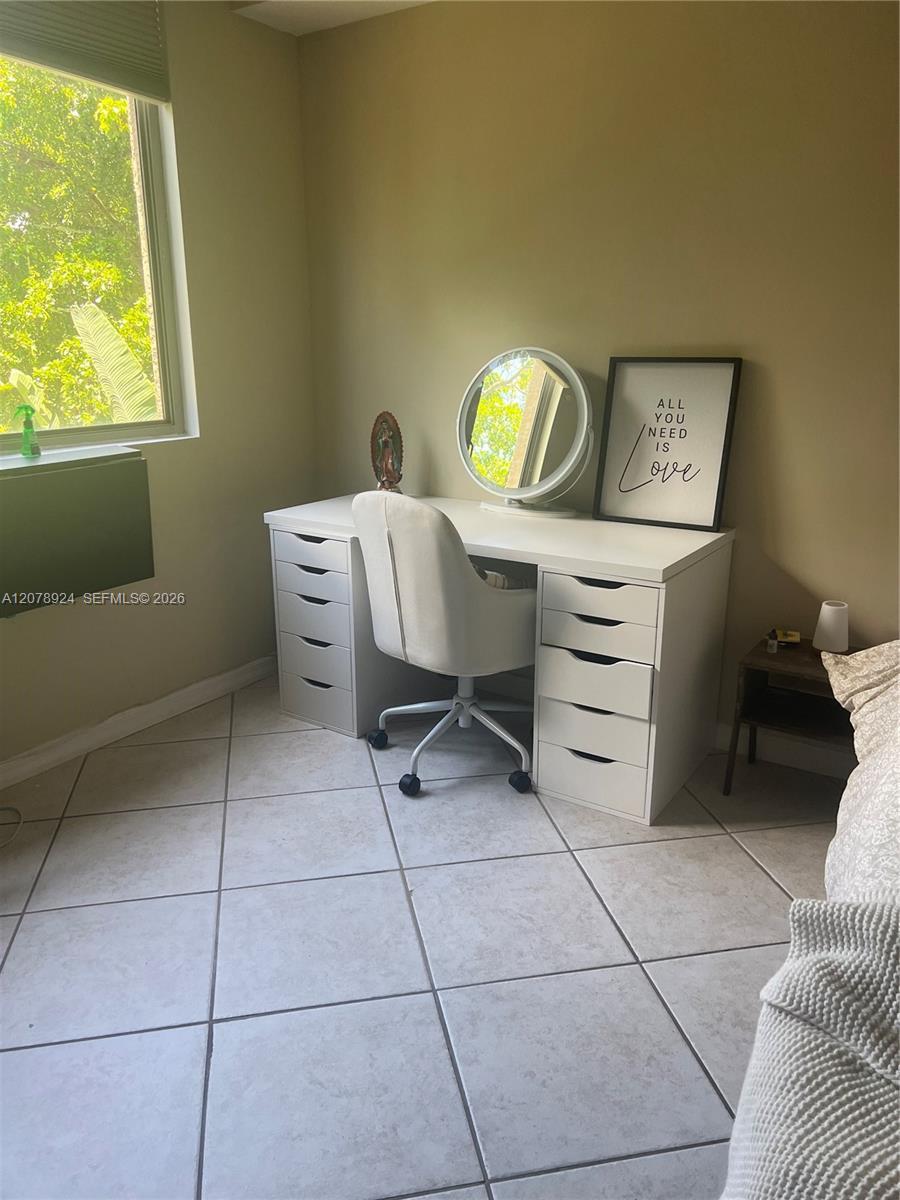 2630 SW 28th St # 26, Miami FL 33133 photo 2