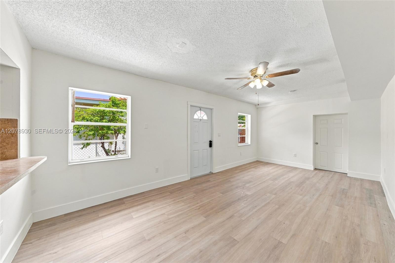 402 NW 44th Ave # 1, Miami FL 33126 photo 2