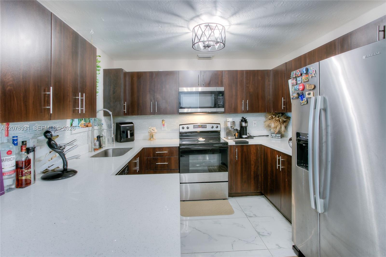 7331 Johnson St, Hollywood FL 33024 photo 3