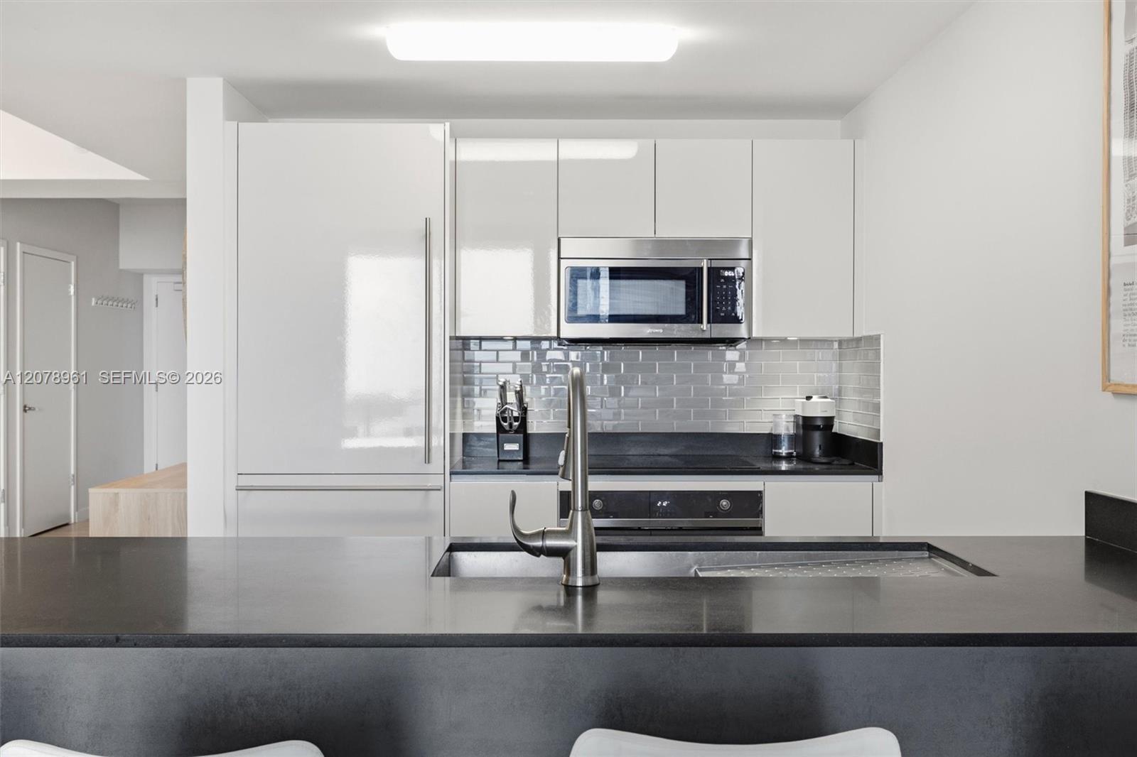 1010 Brickell Ave # 2102, Miami FL 33131 photo 5