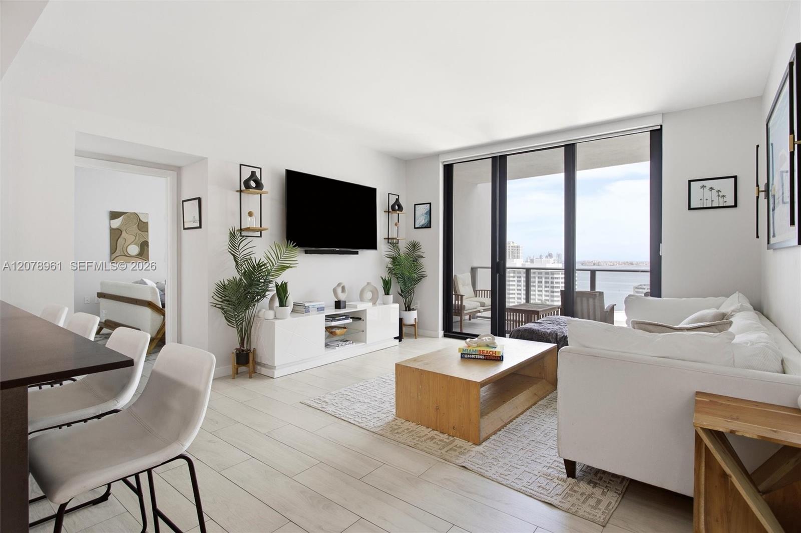 1010 Brickell Ave # 2102, Miami FL 33131 photo 4