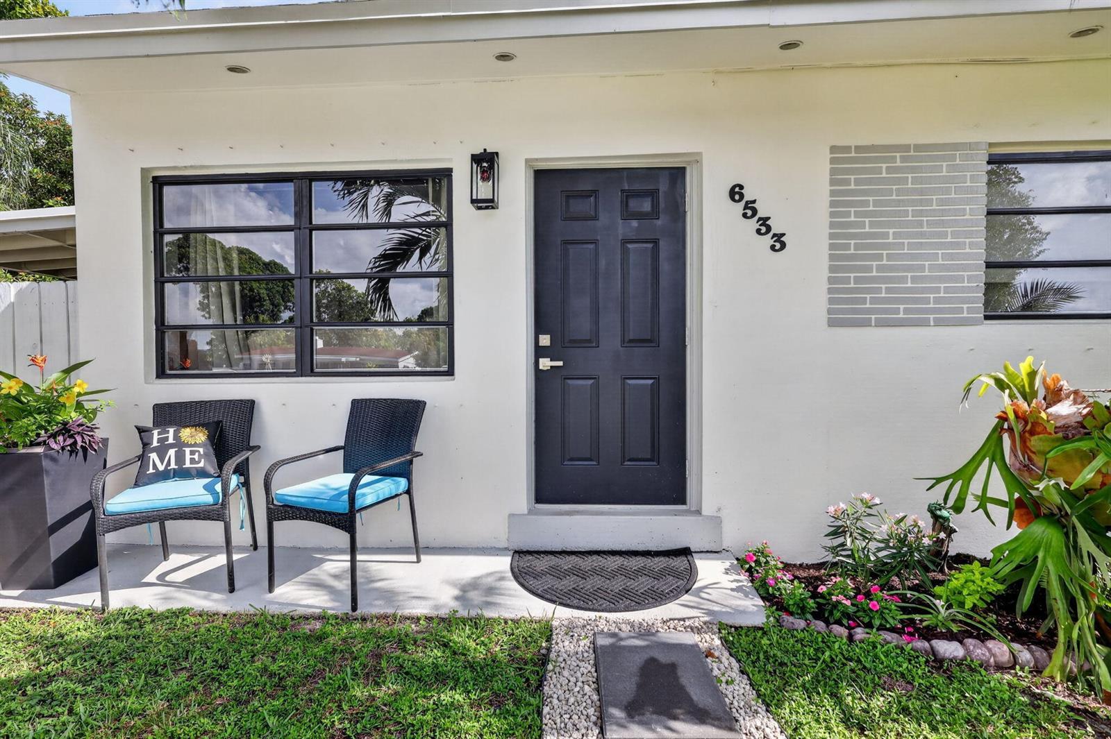 6533 SW 19TH Street, Miramar FL 33023 photo 2