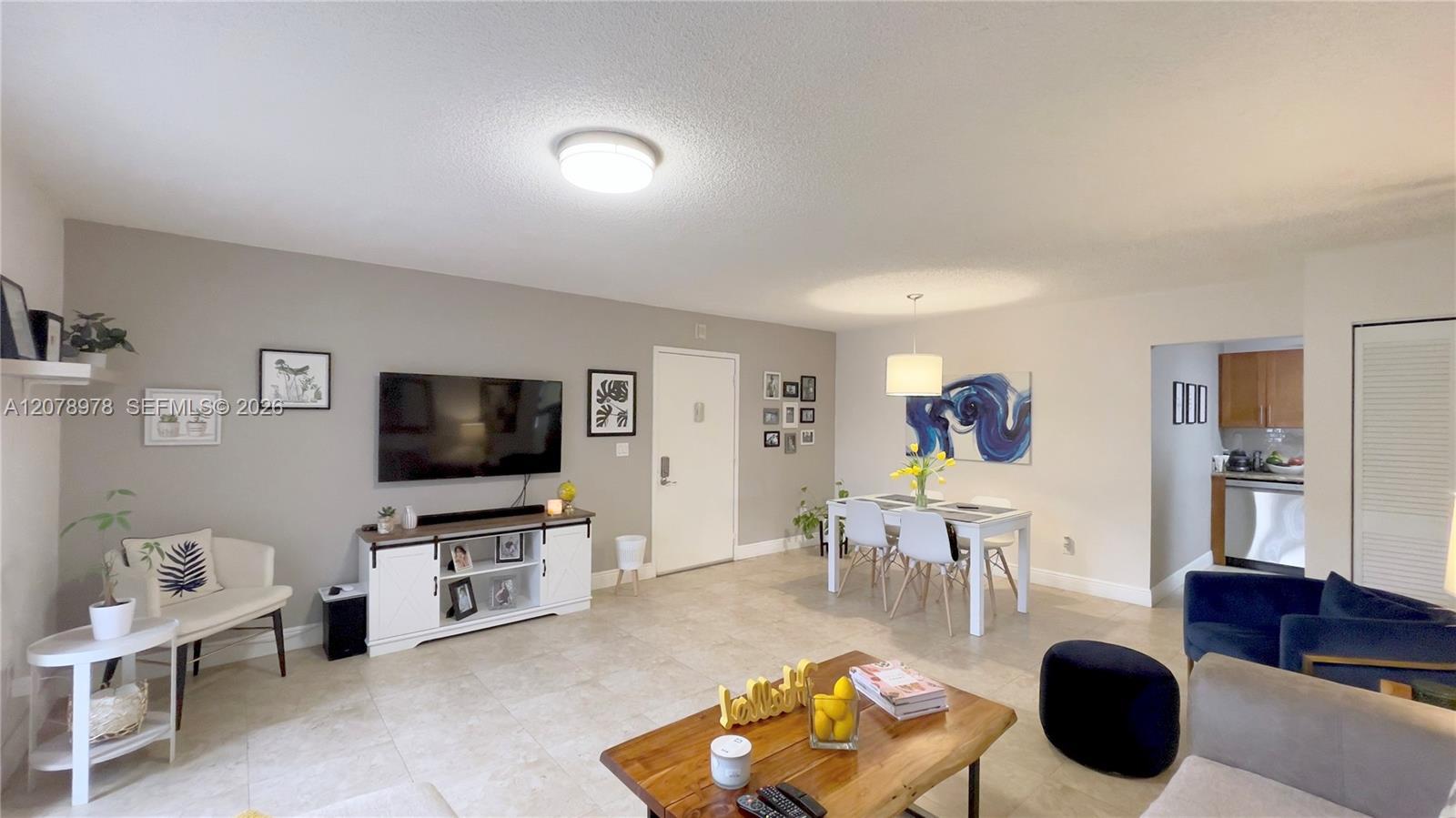7975 SW 86th St # 206, Miami FL 33143 photo 3