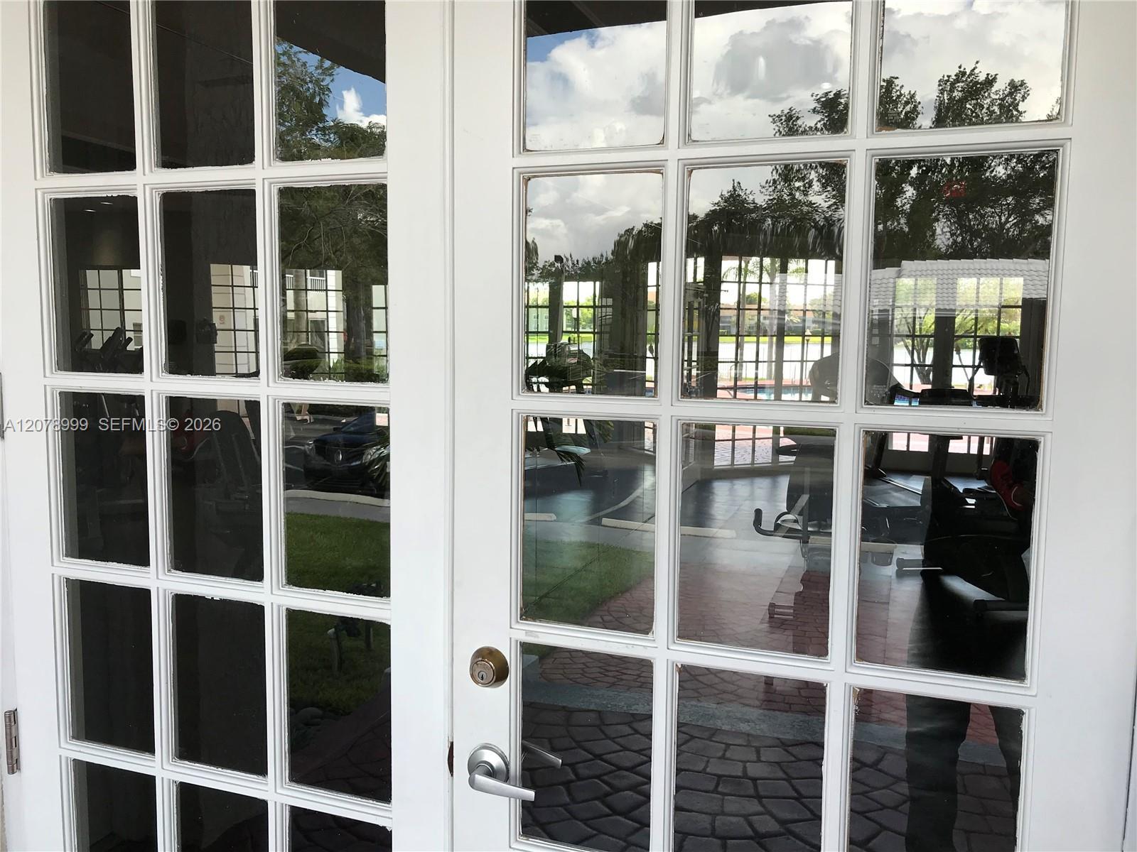 2851 N Oakland Forest Dr # 102, Oakland Park FL 33309 photo 2