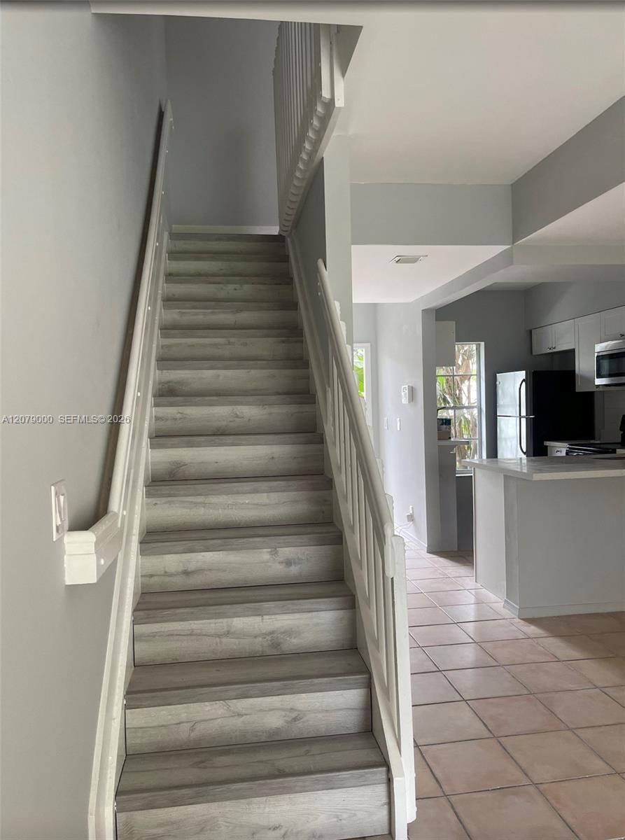 48 Whitehead Cir # 48, Weston FL 33326 photo 3