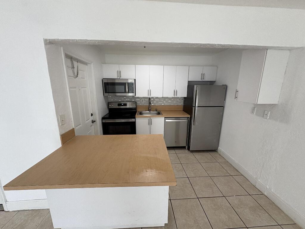 4271 NW 5TH Street # 128, Plantation FL 33317