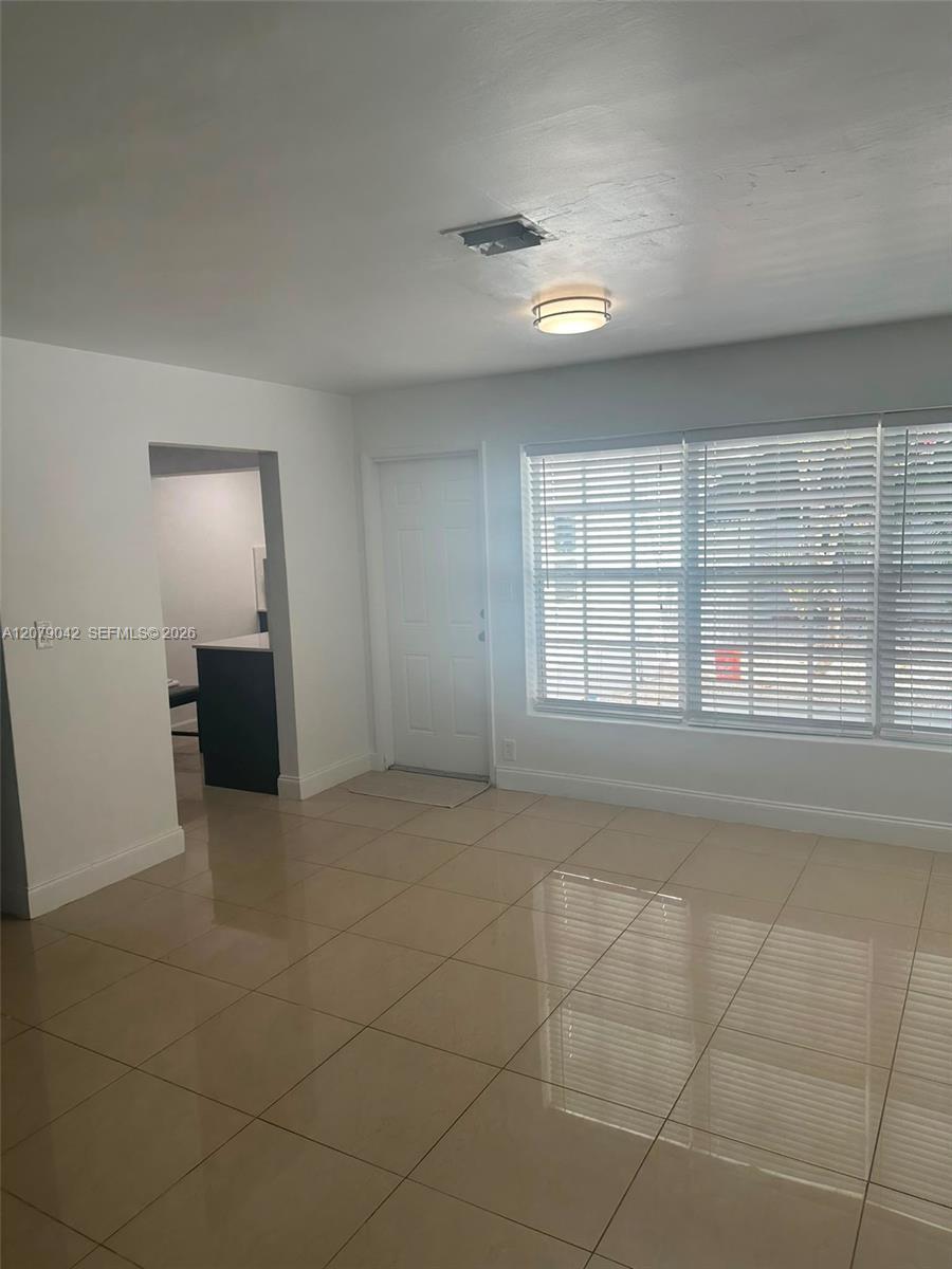 2024 NE 26th St # 1, Wilton Manors FL 33305 photo 5