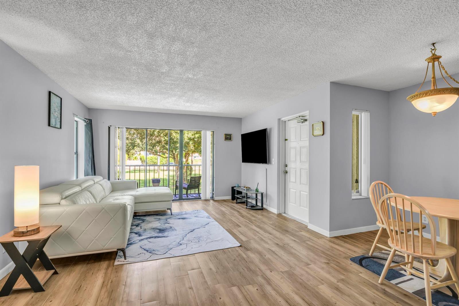 3744 Savoy Lane # E2, West Palm Beach FL 33417 photo 4