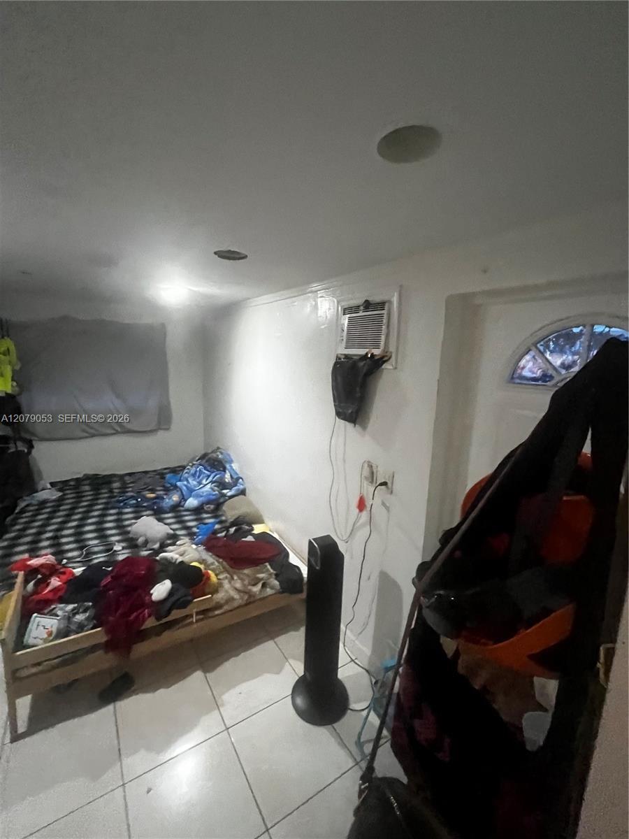 6125 Dawson St, Hollywood FL 33023 photo 5