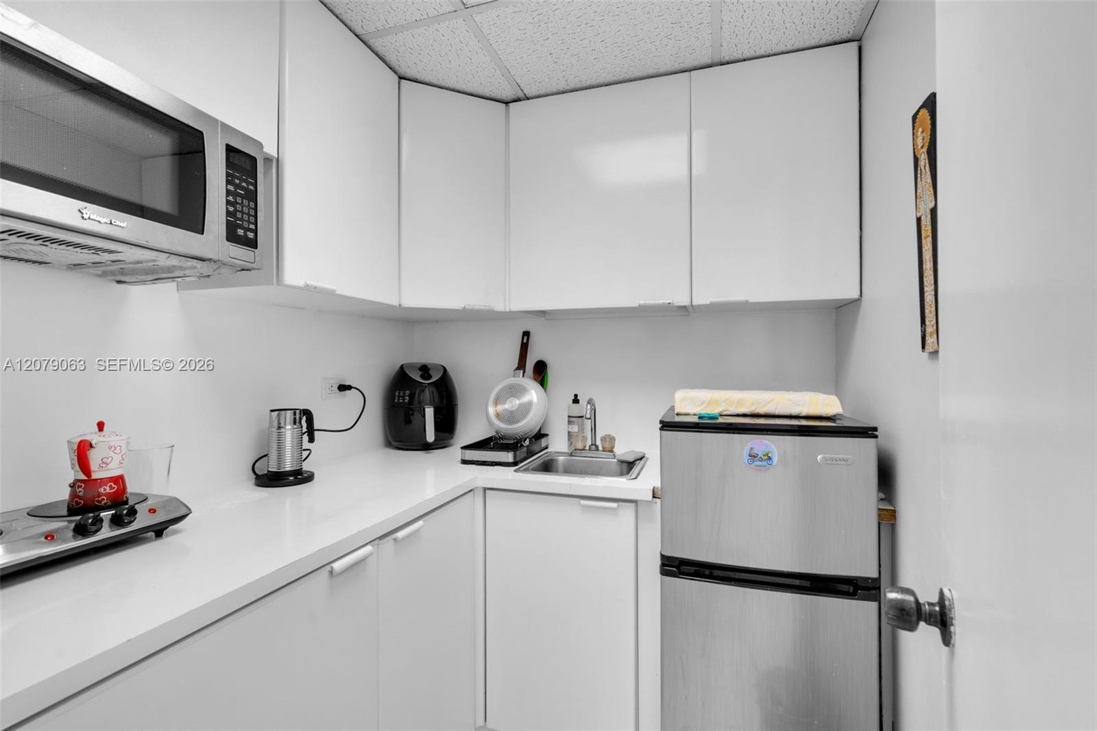 700 Biltmore Way # 1017, Coral Gables FL 33134 photo 3