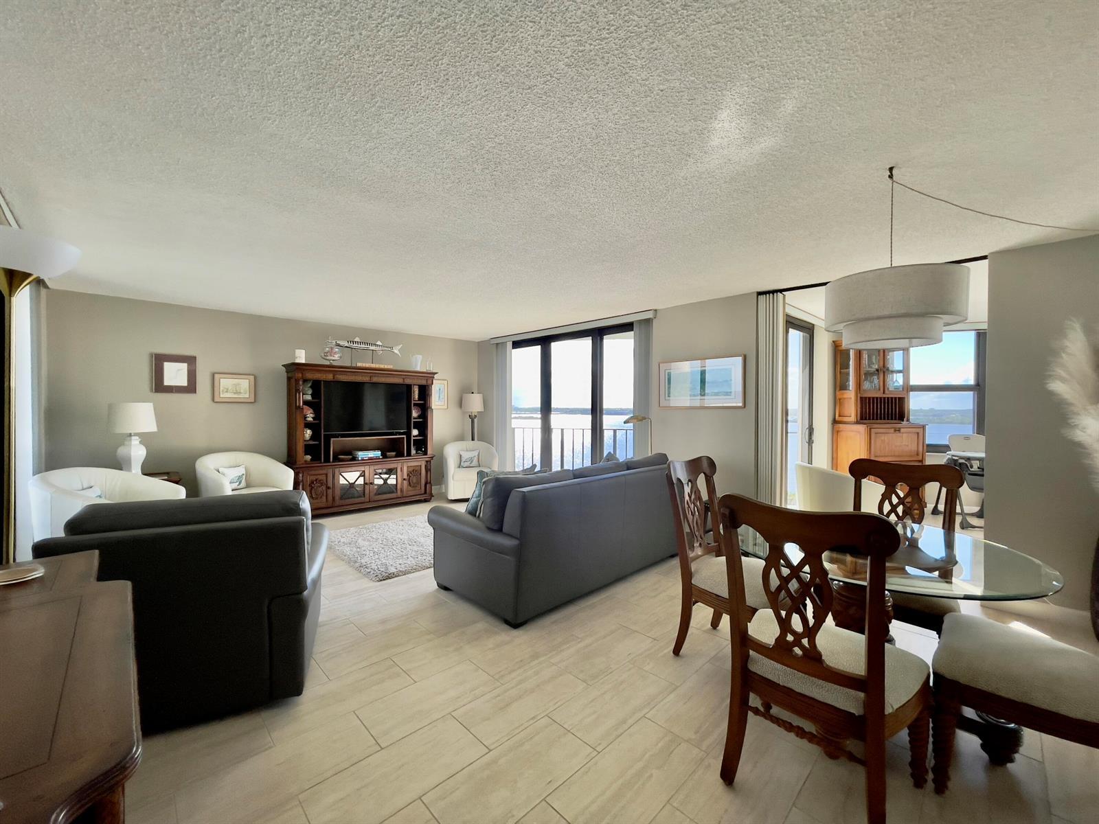 5420 N Ocean Avenue # 1006, Singer Island FL 33404 photo 2