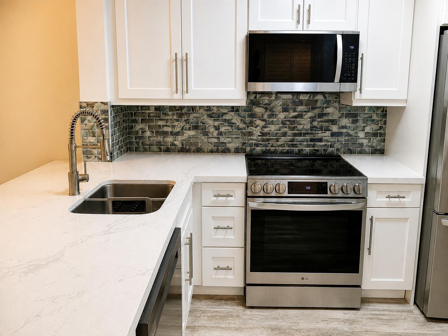 2226 N CYPRESS BEND Drive # 103, Pompano Beach FL 33069 photo 4