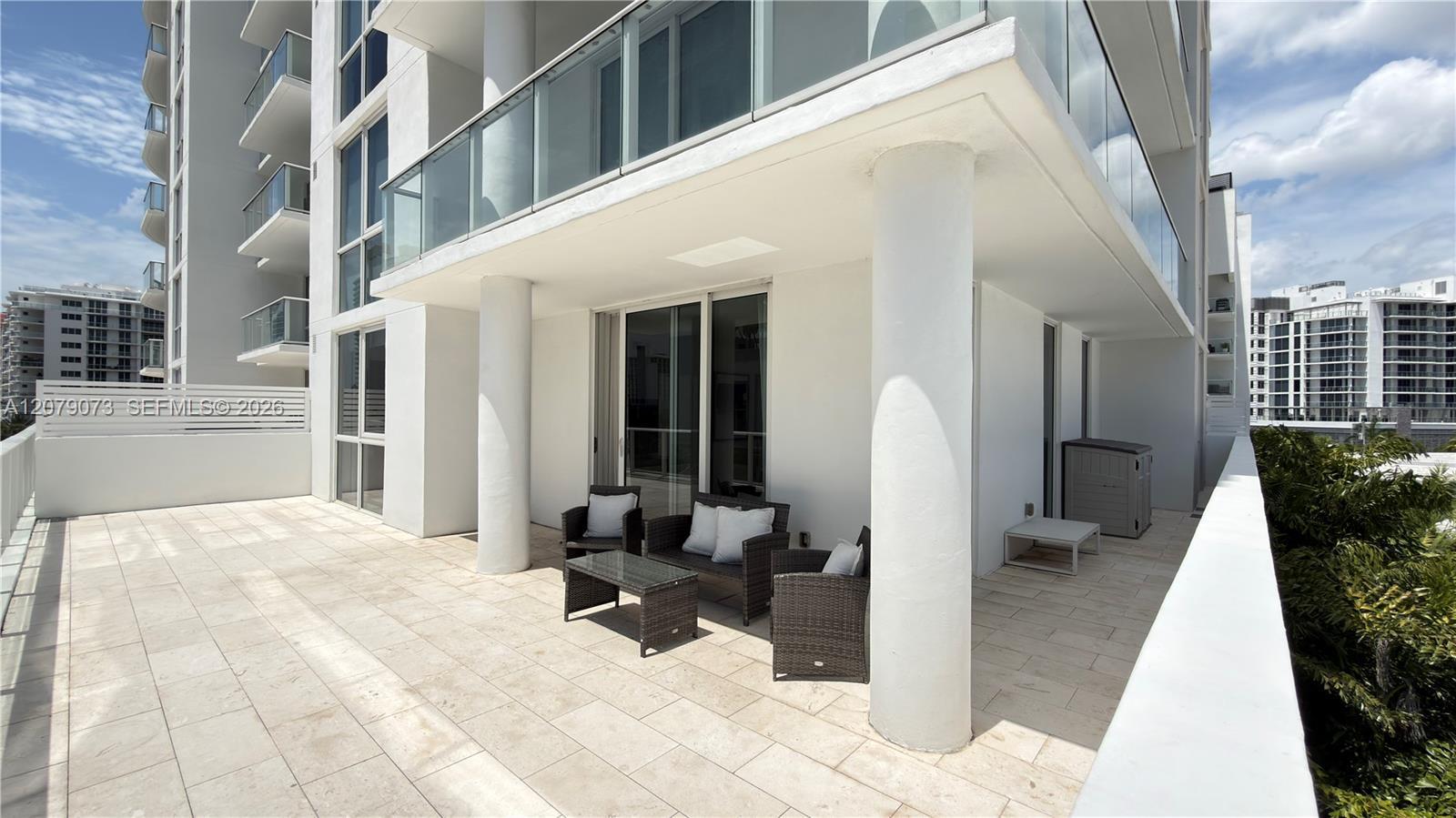 401 N Birch Rd # 415, Fort Lauderdale FL 33304 photo 2