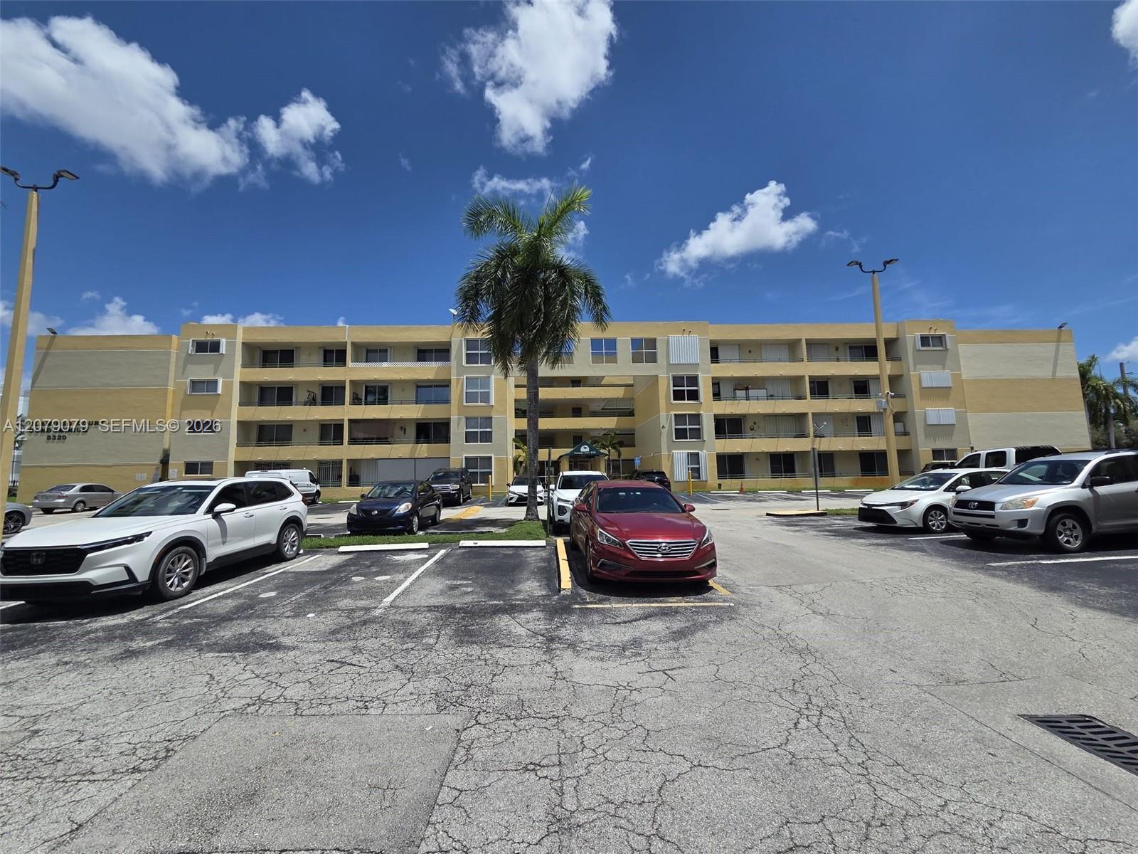 8320 NW 8th St # 311, Miami FL 33126 photo 5