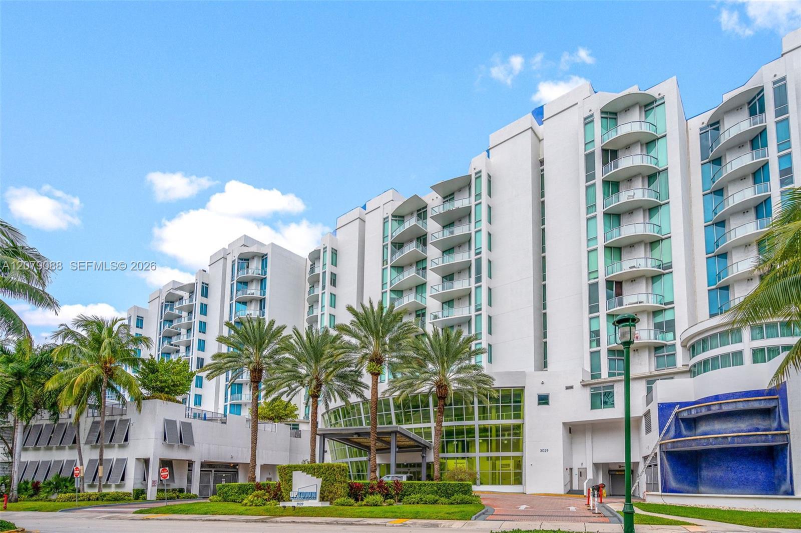 3029 NE 188th St # 618, Aventura FL 33180 photo 2
