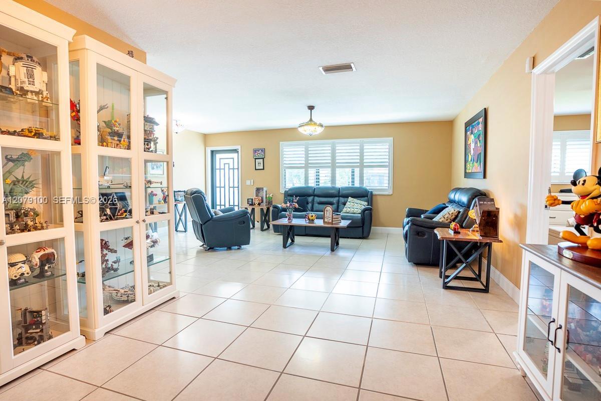 4301 Adams St, Hollywood FL 33021 photo 5