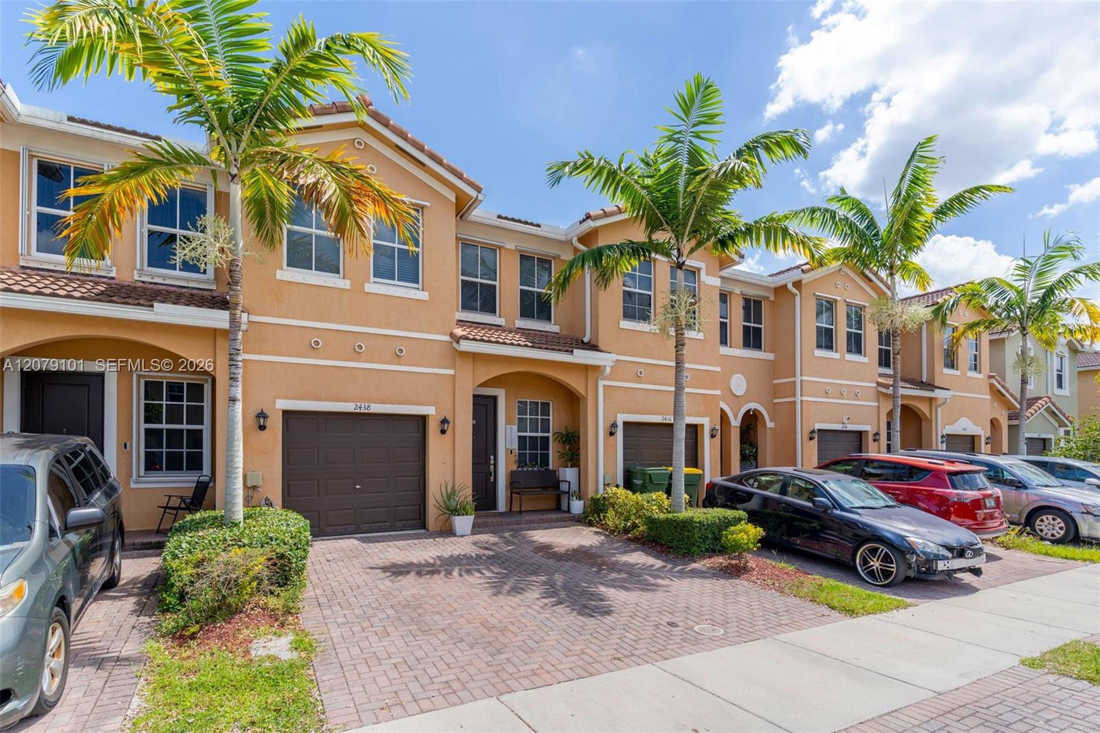 2438 SE 15 St, Homestead FL 33035 photo 3