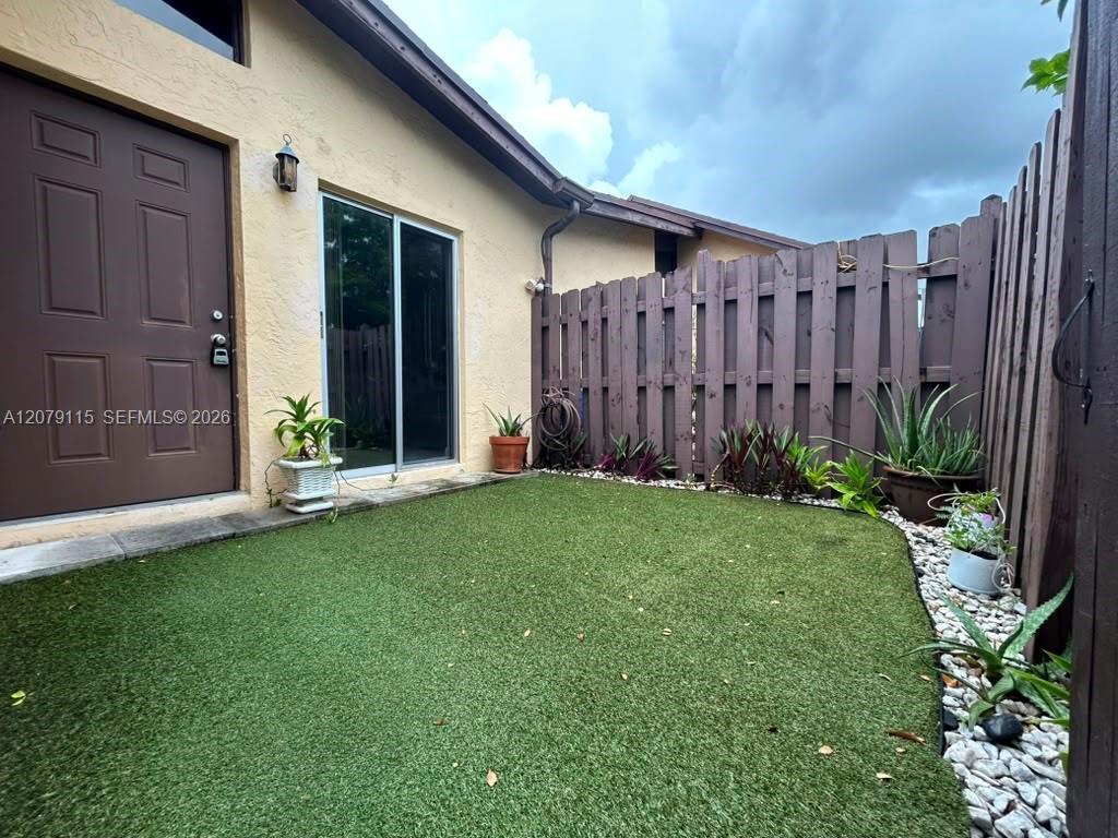 112 Fox Rd # 50, Hollywood FL 33024 photo 4
