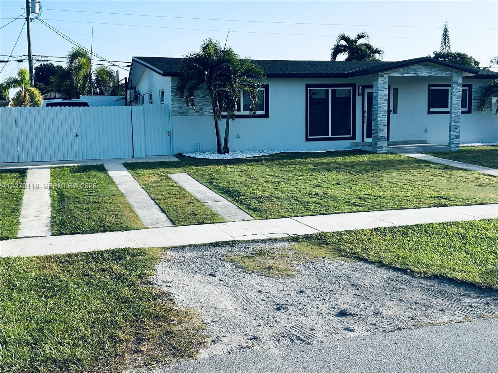 11925 SW 185th Ter, Miami FL 33177 photo 2