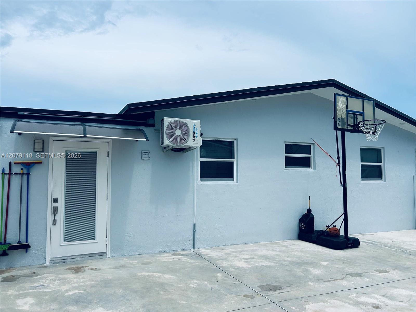 11925 SW 185th Ter, Miami FL 33177 photo 3