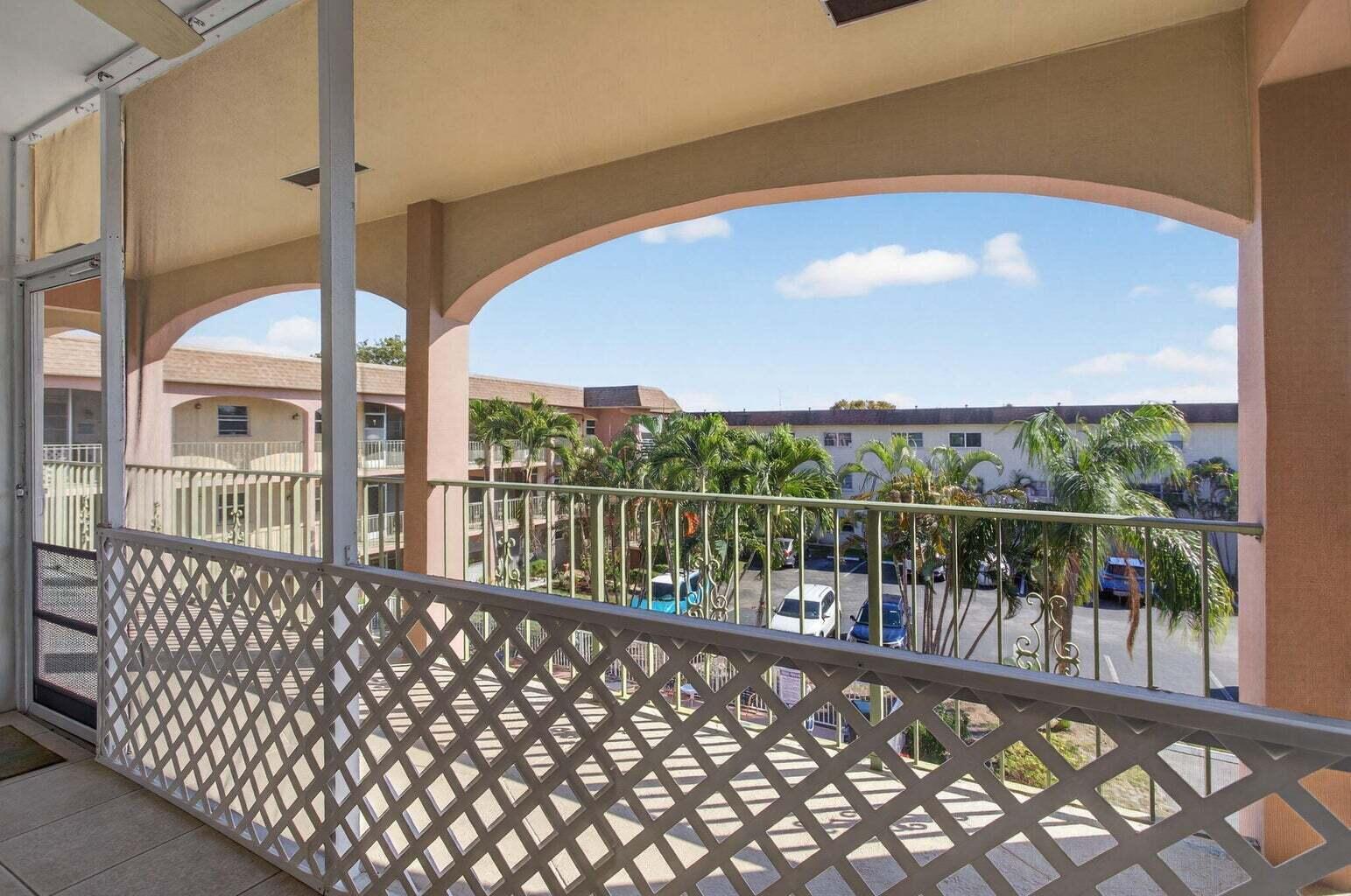 100 SE 6TH Avenue # 303, Pompano Beach FL 33060 photo 5