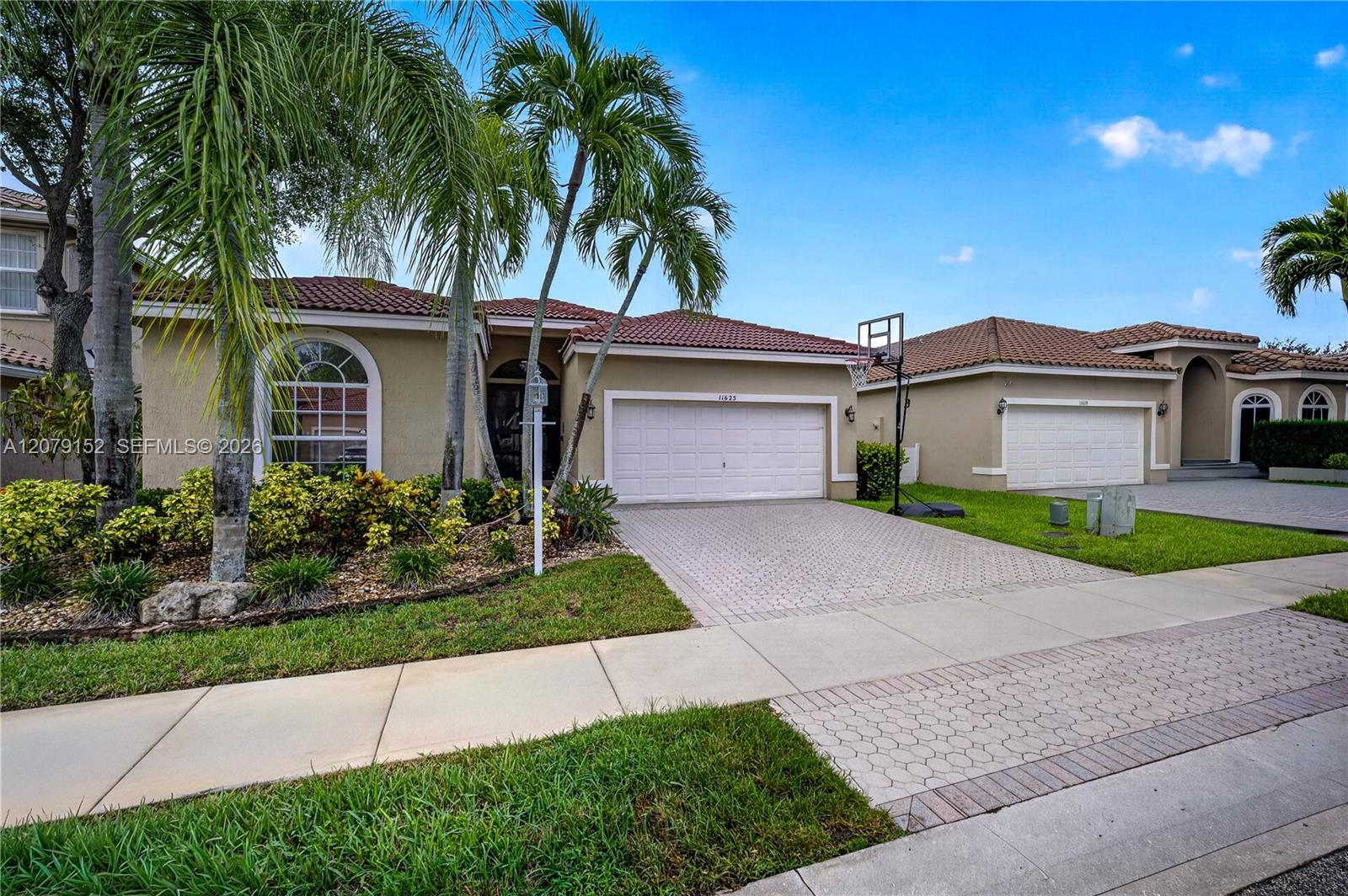 11625 NW 48th St, Coral Springs FL 33076 photo 2