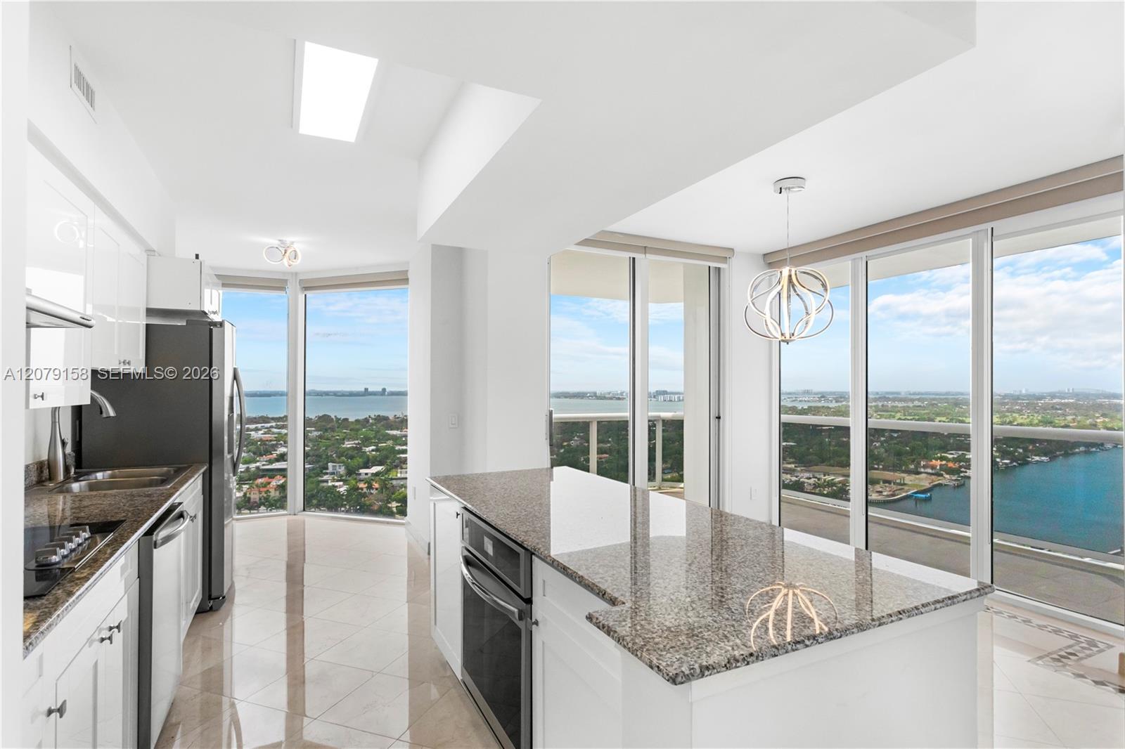 4779 Collins Ave # 2707, Miami Beach FL 33140 photo 3