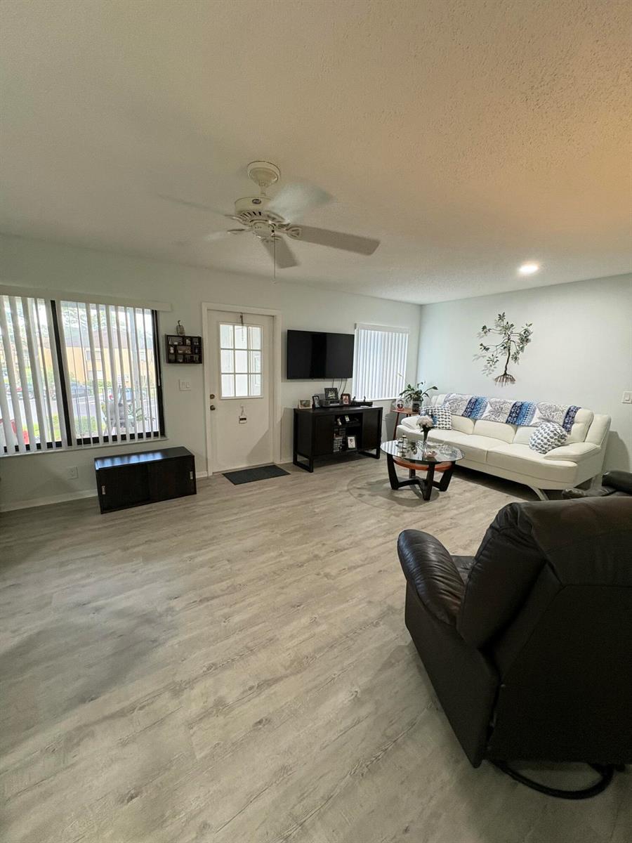 228 Pine HOV Circle # A2, FL 33463 photo 5