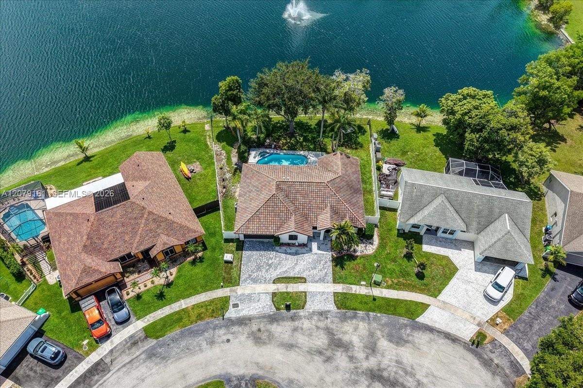 15056 SW 10th St, Sunrise FL 33326 photo 4