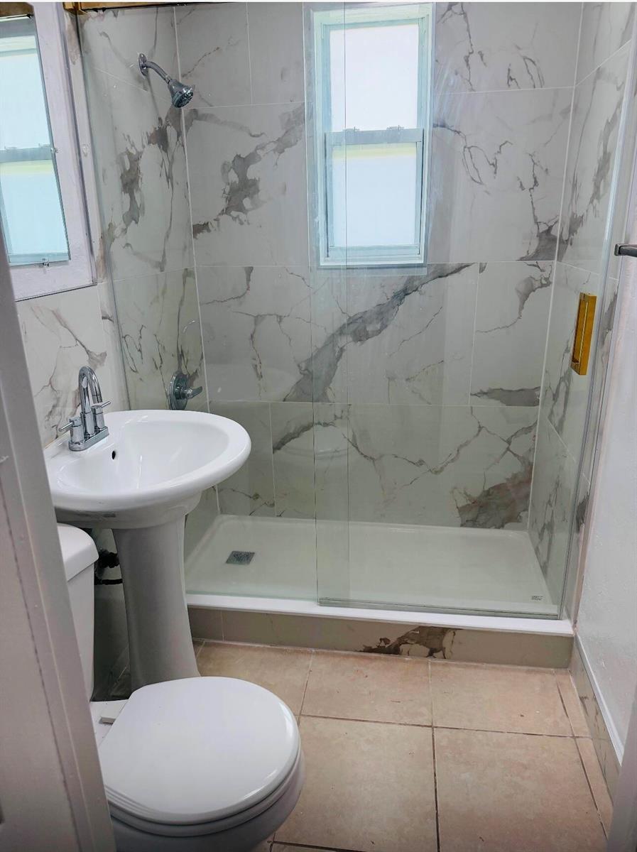 10480 SW 181st Terrace, Miami FL 33157 photo 5