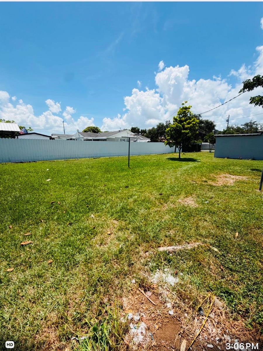 10480 SW 181st Terrace, Miami FL 33157 photo 4