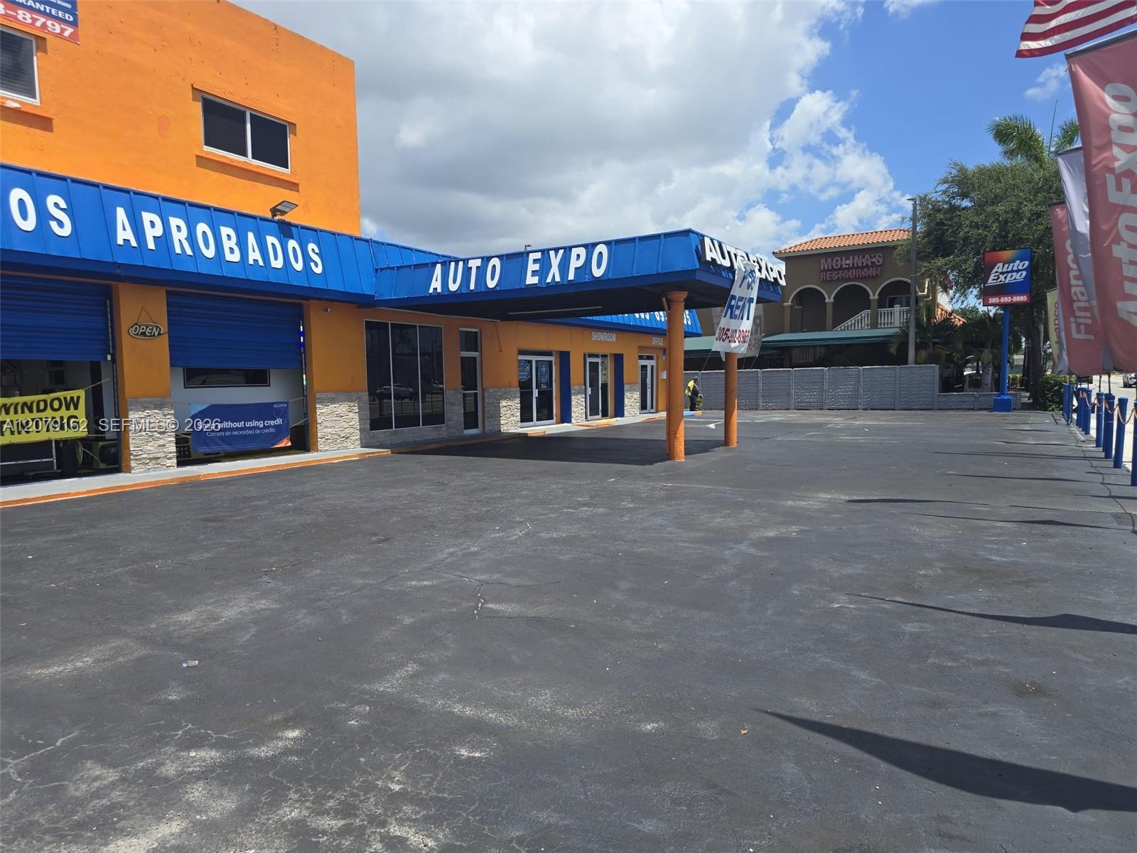 4010 E 8th Ave, Hialeah FL 33013 photo 2