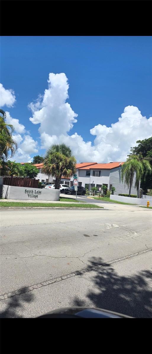Miami, FL
