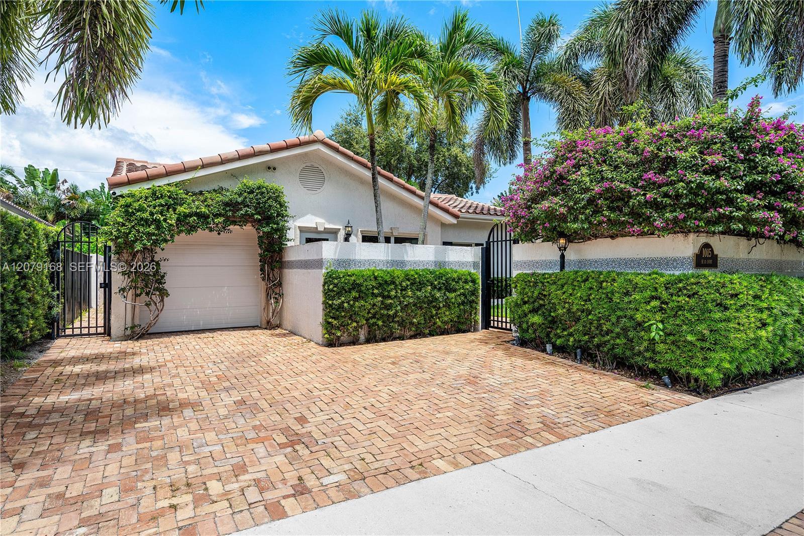 1015 SE 11th Ct, Fort Lauderdale FL 33316 photo 2