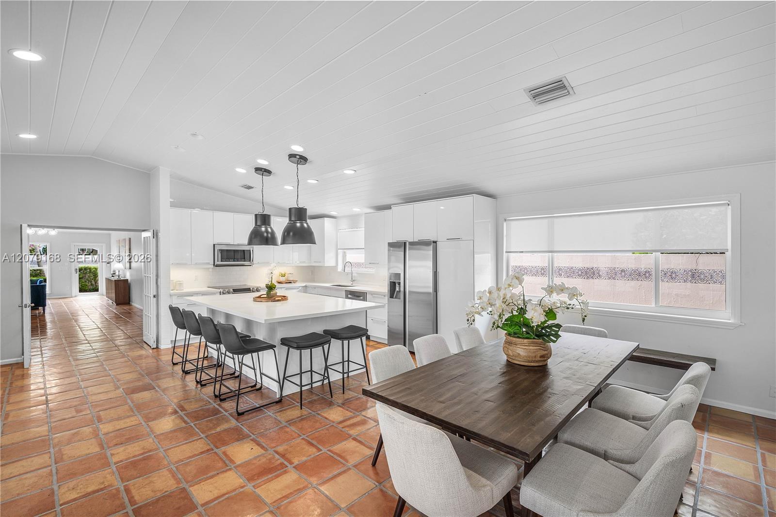 1015 SE 11th Ct, Fort Lauderdale FL 33316 photo 5