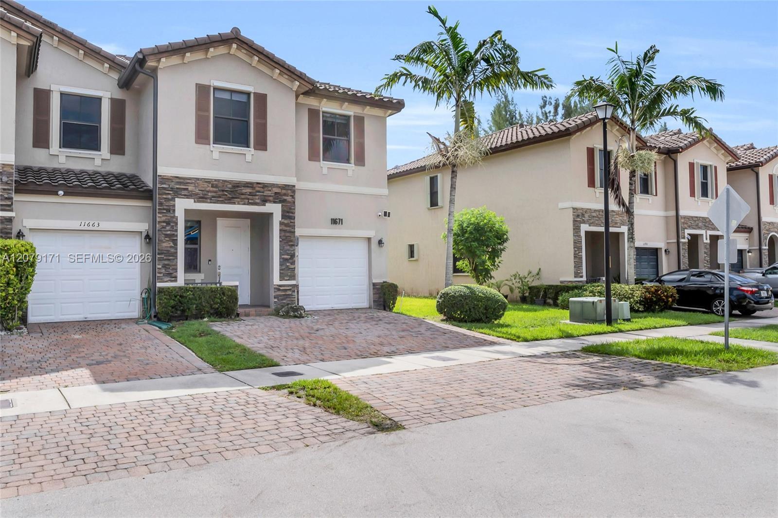11671 SW 150th Pl, Miami FL 33196 photo 2