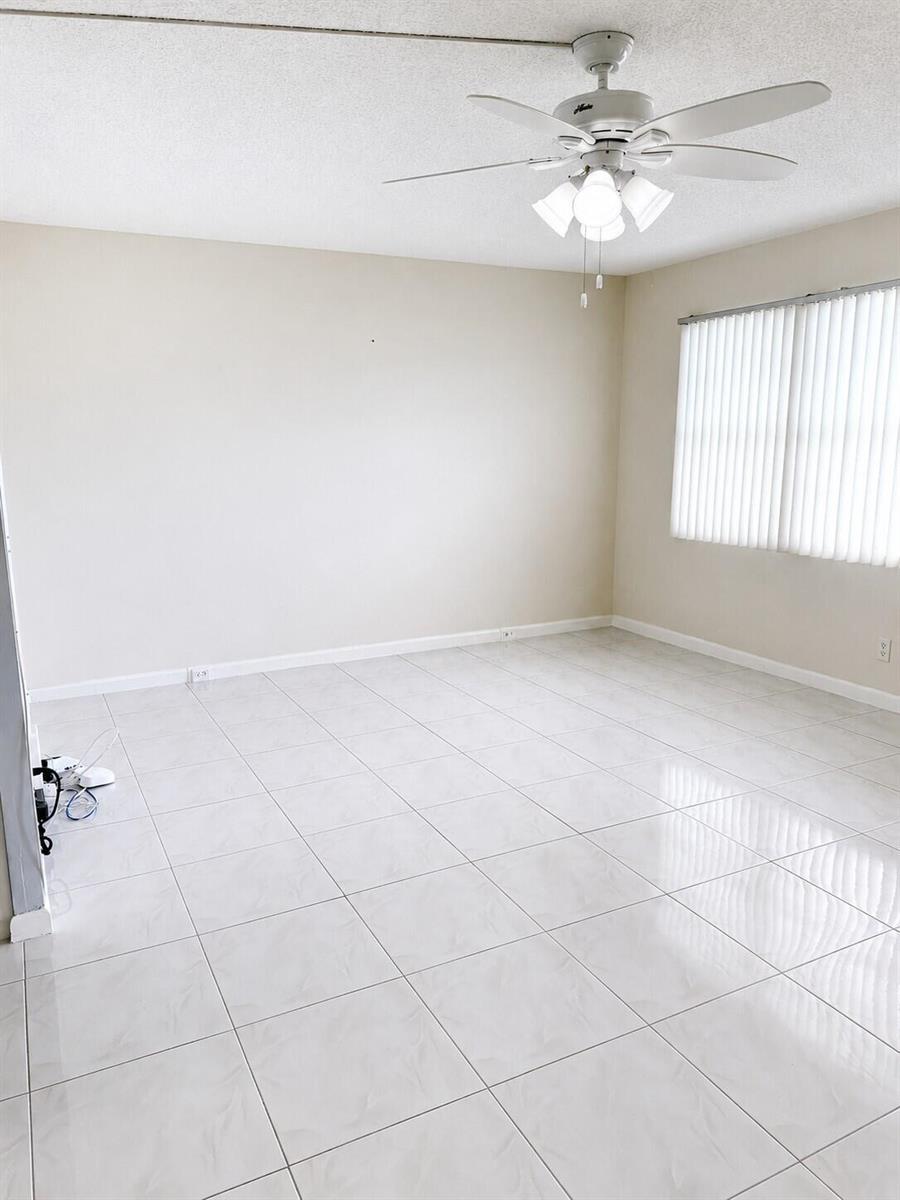 1089 WOLVERTON E # 1089, Boca Raton FL 33434 photo 3