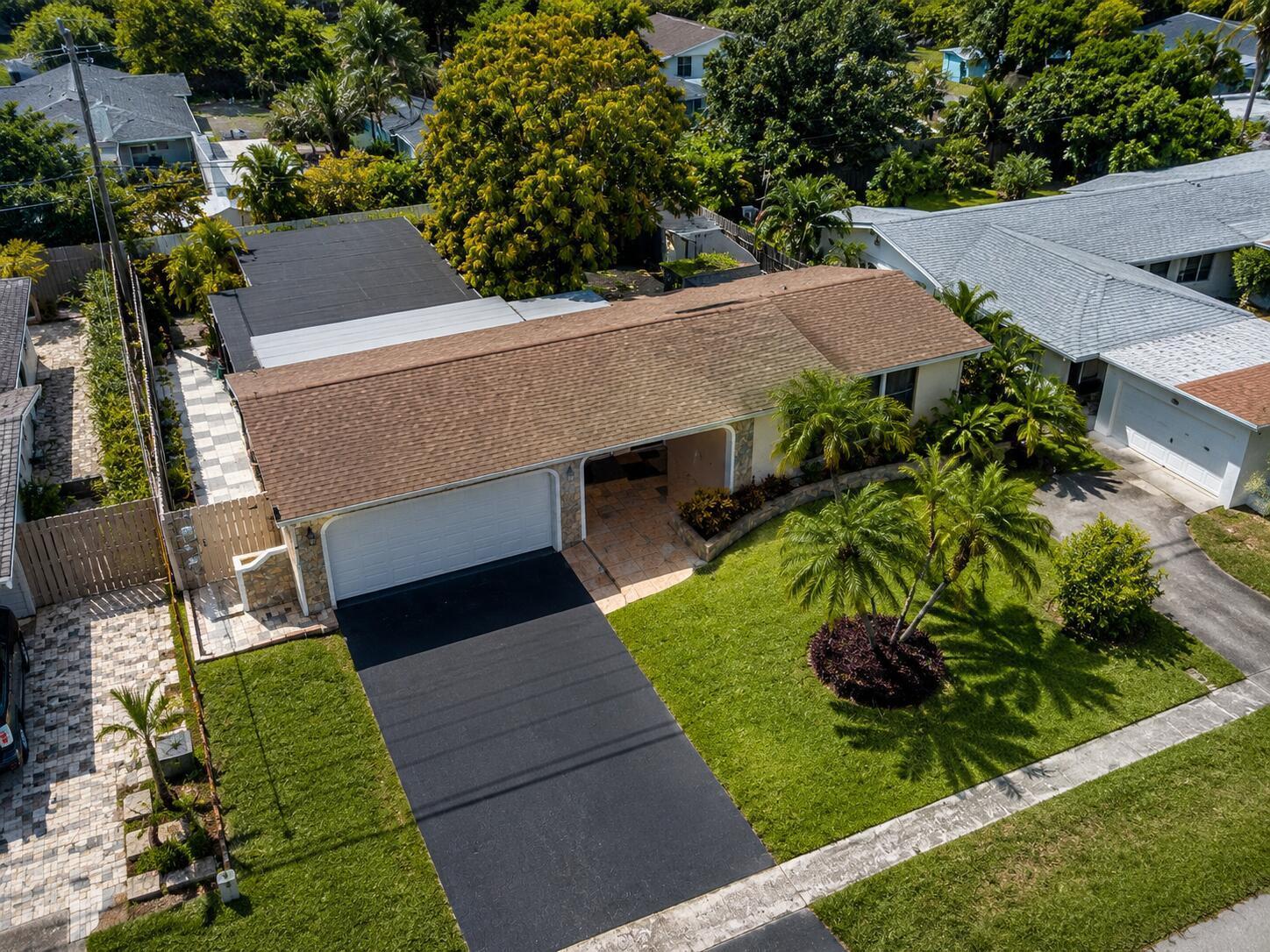 10720 NW 26TH Place, Sunrise FL 33322