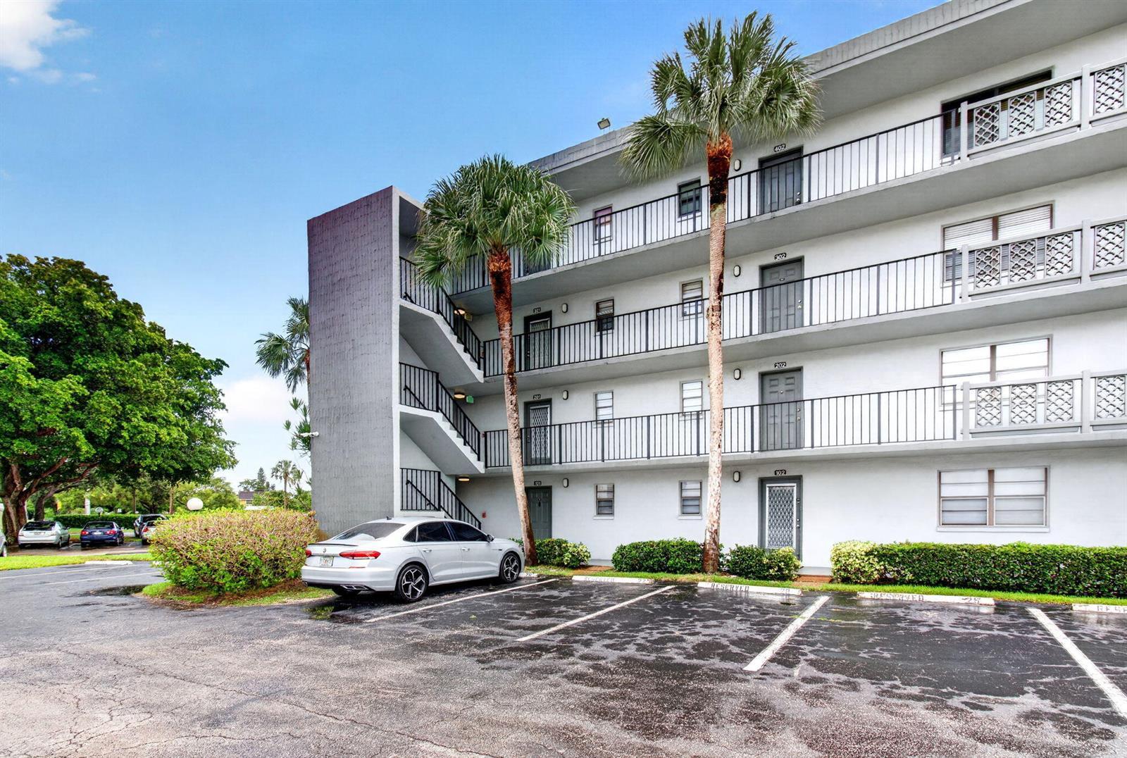 9440 SW 8TH Street # 401, Boca Raton FL 33428 photo 2