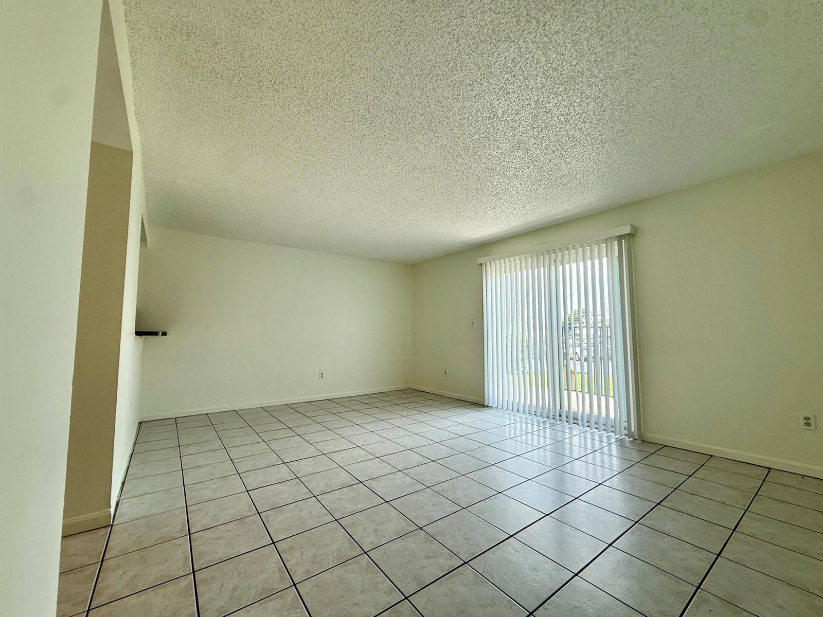 337 Gulfstream Road, Dania Beach FL 33004 photo 4