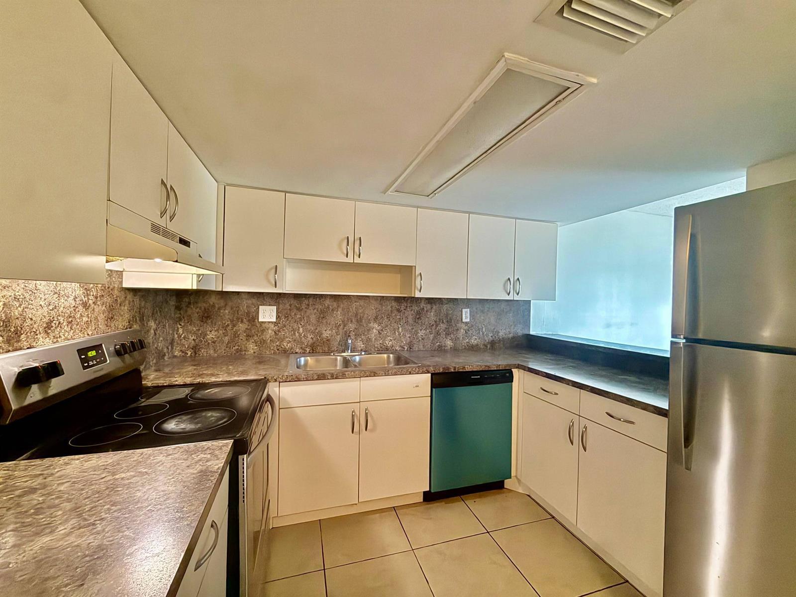 329 Gulfstream Road, Dania Beach FL 33004 photo 3