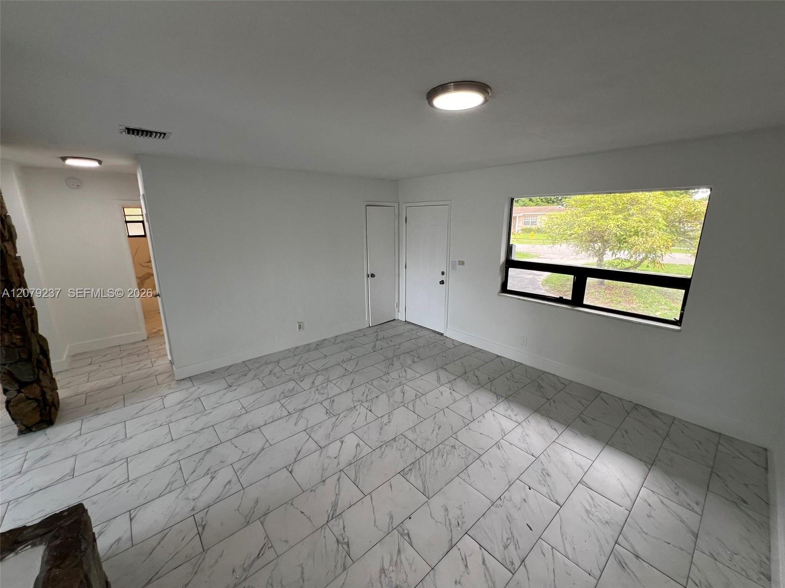 4421 NW 33rd St, Lauderdale Lakes FL 33319 photo 5