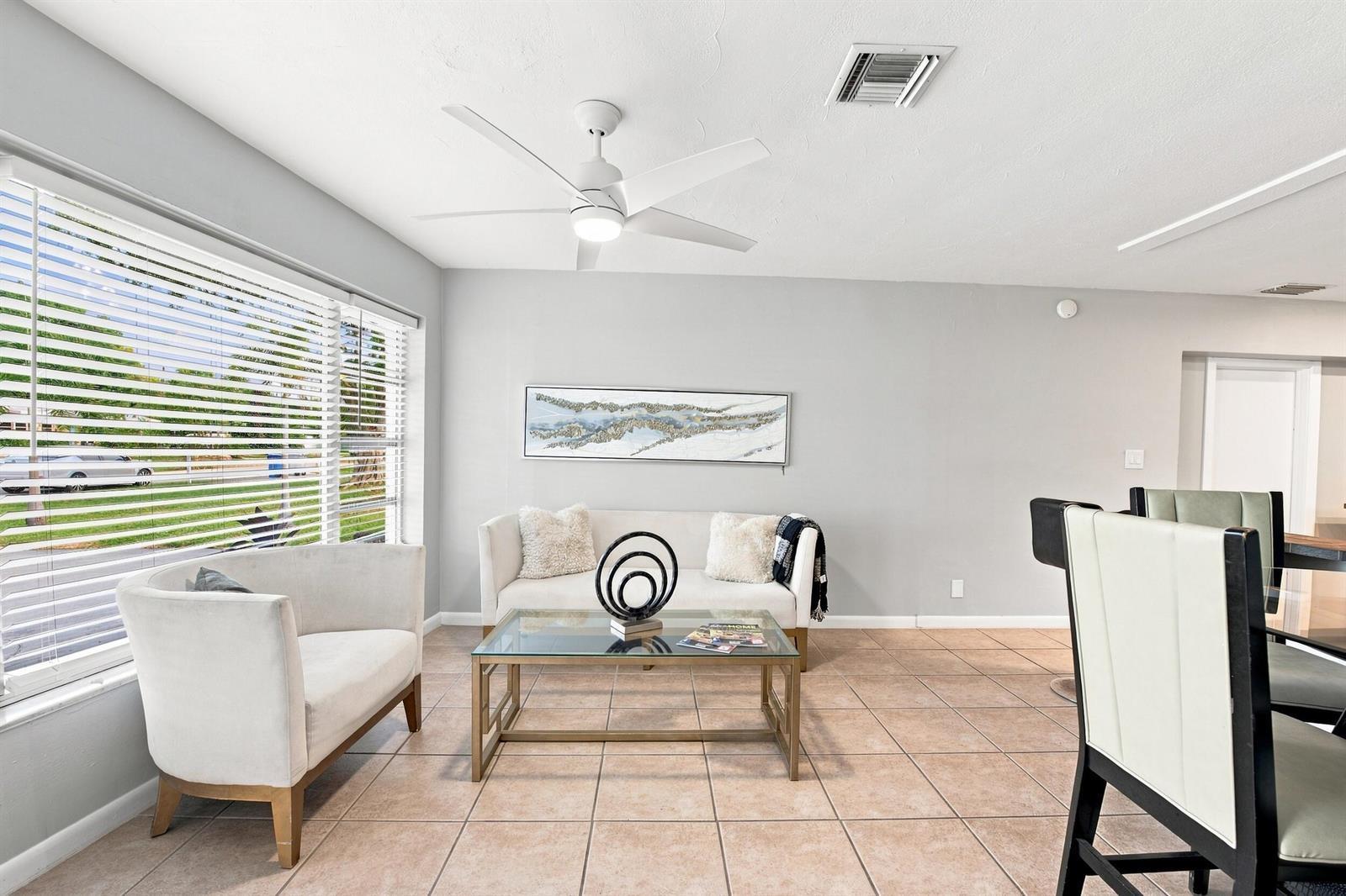 2610 NE 8th Avenue, Pompano Beach FL 33064 photo 4