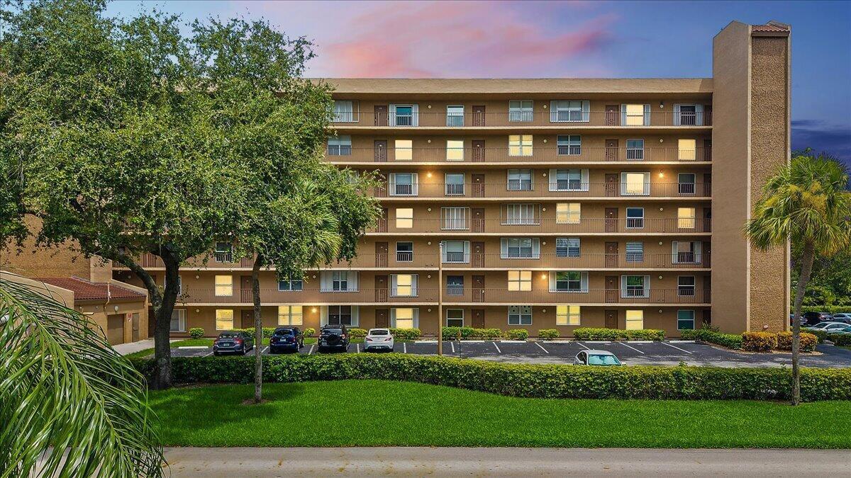 4570 NW 18TH Avenue # 310, Deerfield Beach FL 33064 photo 2